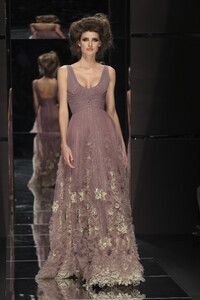 594086931_ElieSaab2008HauteCouture100.thumb.jpg.37cffb7e6ad5778cb1f9f00cc926368f.jpg