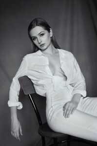 Polina Dragan e9a8f81f-c855-4881-8.jpg