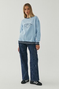 8181632-52-4.jpg