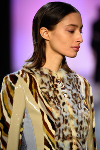 Son+Jung+Wan+Runway+Fall+2016+New+York+Fashion+12.jpg