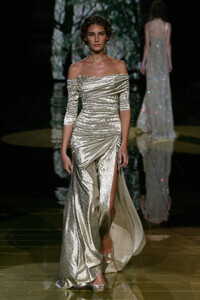 878530928_ElieSaab2006HauteCouture111.thumb.jpg.1b437e04097fbeeb97636cd1c0abac13.jpg