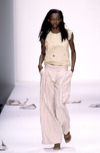 879169206_oluchionweagbac996-.thumb.jpg.3351e423374e172517234389b14c3b28.jpg