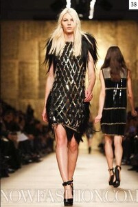 883680431_PacoRabanneFW2012Paris1.thumb.jpg.c01a6c52bd747b6dde0d8da2b41d9fa4.jpg