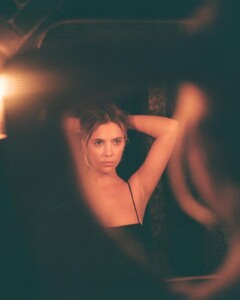 8_243.jpg