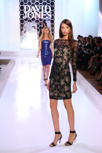 928657935_DavidJones2013CollectionLaunchRunway6.thumb.jpg.e55ada773ad9924d346447c3ee9b3445.jpg