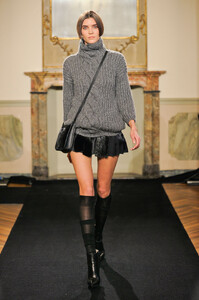 965732016_LesCopainsFall20125.thumb.jpg.83be9c40efaebd9e78674c423f9349ff.jpg