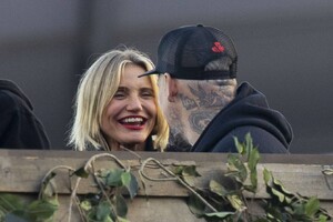 Cameron-Diaz---With-Benji-Madden-at-Adele-concert-in-London-11.jpg