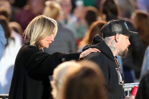 Cameron-Diaz---With-Benji-Madden-at-Adele-concert-in-London-16.jpg