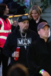 Cameron-Diaz---With-Benji-Madden-at-Adele-concert-in-London-22.jpg