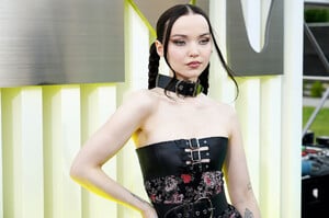 Dove_Cameron_VMA_2022_28729.jpg