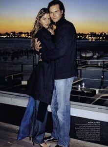 Jeans_Meisel_US_Vogue_March_2000_03.thumb.jpg.0d49689957cb60a28c945cd28f47b01c.jpg