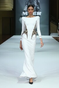 Jennifer_Hawkins_Kris_Smith_Myer_Fashion_Show_1.thumb.jpg.c340d97b1773992d257c43faf995fbe8.jpg