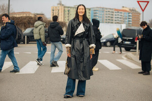Liu-Wen-MFW-FW23-StreetStyle2-MJJ_1870.jpg