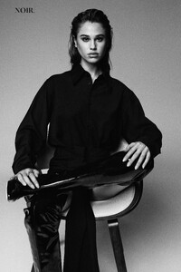 MEREDITH_Noir_2.jpg