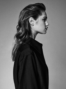 Matallana_NoirMagazine__MeredithMcikelson_012.jpg