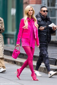 Nicky-Hilton---Steps-out-in-New-York-06.jpg