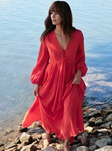 Red-Maxi-Dress-Lily-Aldridge-Weekend-Max-Mara.jpg