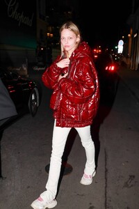 Sasha-Pivovarova---Night-out-at-Paris-Fashion-Week-03.jpg