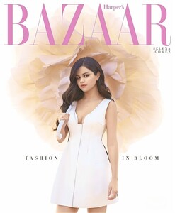 Selena-Gomez-Harpers-Bazaar-US-April-2013-08.thumb.jpg.aef79569312ec7426f8df94628262590.jpg