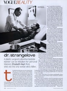 Strangelove_Newton_US_Vogue_March_2000_01.thumb.jpg.2d5b9df6cb1525abee877c3950007f0e.jpg