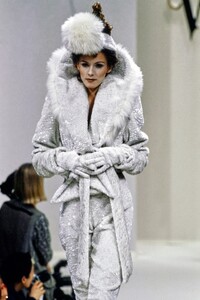 VIVINENNE-WESTWOOD-FALL-1994-057.jpg