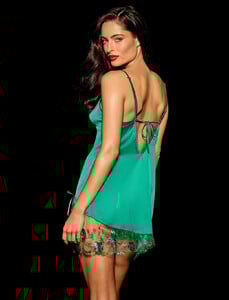 WhitneyEmerald_Chemise_Back.thumb.jpg.5565caf4ee52dd9c6208009a8a4d7e08.jpg