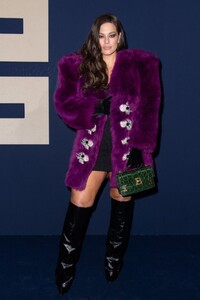 ashley-graham-at-balmain-womenswear-fall-winter-2023-2024-show-at-paris-fashion-week-03-01-2023-2.jpg