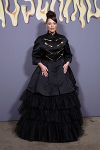 ashley-graham-at-moschino-show-at-milan-fashion-week-02-23-2023-0.jpg