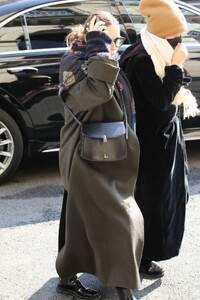 ashley-olsen-arrives-at-her-hotel-in-paris-03-03-2023-4.jpg