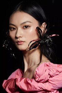backstage-defile-az-factory-printemps-ete-2022-paris-coulisses-40.thumb.jpg.a04230ad0a0f746ea89dc66927336517.jpg