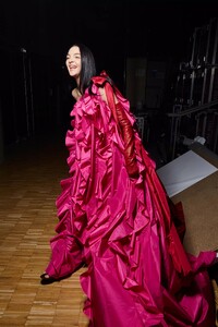 backstage-defile-az-factory-printemps-ete-2022-paris-coulisses-70.thumb.jpg.19c35f30797172498f1cd17f65b95843.jpg