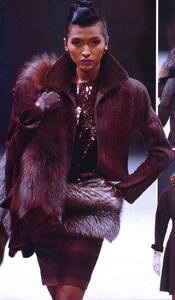 bb_HanisHussey_1987_07_FERRE_HC_FW87_COLLEZ_04_110_fff.jpg.b7c68ab6f092769fc5727d064de77905.thumb.jpg.0d33fcc4832866f5b83dac41205d7bae.jpg