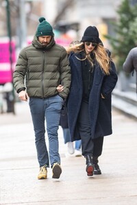 blake-lively-and-ryan-reynolds-out-in-new-york-03-15-2023-3.jpg