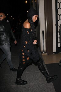 ciara-in-a-distressed-black-top-and-black-leather-boots-paris-03-02-2023-2.jpg