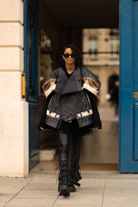 ciara-leaves-a-building-at-place-vendome-in-paris-03-06-2023-0.jpg