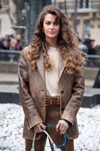 clara-berry-at-miu-miu-womenswear-fall-winter-2023-24-show-at-paris-fashion-week-03-07-2023-0.jpg