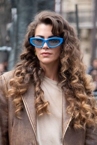 clara-berry-at-miu-miu-womenswear-fall-winter-2023-24-show-at-paris-fashion-week-03-07-2023-3.jpg