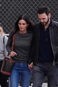 courteney-cox-and-johnny-mcdaid-arrives-at-el-capitan-entertainment-centre-in-hollywood-02-28-2023-3.jpg