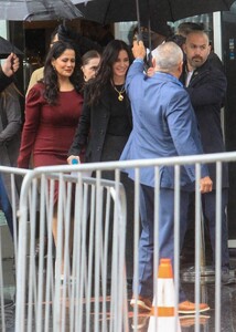 courteney-cox-arrives-at-her-hollywood-walk-of-fame-star-ceremony-in-hollywood-02-27-2023-3.jpg
