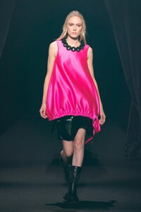 defile-az-factory-printemps-ete-2022-paris-look-26.thumb.jpg.4a9ce3c692eedb81357d938ccaf2f0b9.jpg