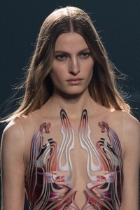 detail-defile-az-factory-printemps-ete-2022-paris-detail-66.thumb.jpg.406e724af6481de2c38063f7f4c322c6.jpg
