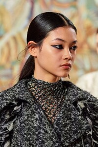 detail-defile-christian-dior-automne-hiver-2021-2022-paris-detail-209.thumb.jpg.41eba64c45cffad8539722a689b723a0.jpg