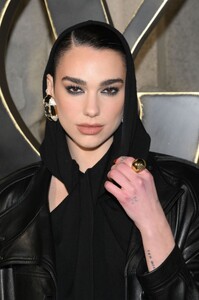 dua-lipa-at-yves-saint-laurent-fashion-show-at-paris-fashion-week-02-28-2023-3.jpg