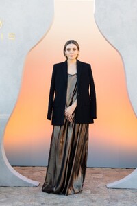 elizabeth-olsen-at-hennessy-paradis-celebrates-paradis-e-on-earth-in-joshua-tree-02-07-2023-3.jpg