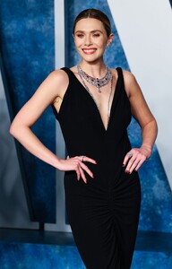 elizabeth-olsen-at-vanity-fair-oscar-party-in-beverly-hills-03-12-2023-6.jpg