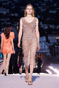 fashionshow-fw23-front-look69.jpg