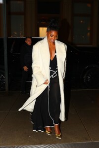 gabrielle-union-arrives-at-crosby-hotel-in-new-york-01-25-2023-3.jpg