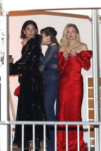 gigi-hadid-leaves-vanity-fair-oscar-party-in-beverley-hills-03-12-2023-4.jpg