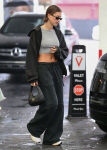 hailey-bieber-and-justine-skye-visit-a-skin-care-clinic-03-14-2023-0.jpg