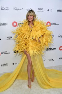 heidi-klum-at-elton-john-aids-foundation-s-31st-annual-academy-awards-viewing-party-in-west-hollywood-03-12-2023-1.jpg